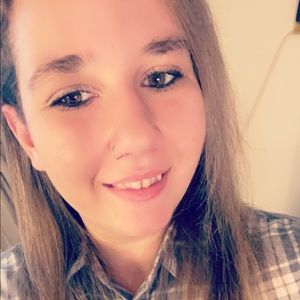 Meet your Posher, Natalie